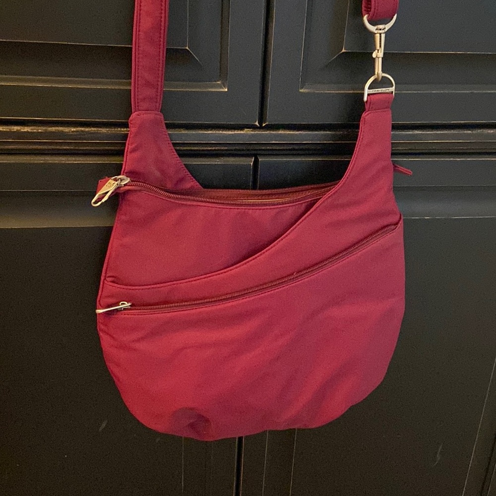 TRAVELON purse in Raspberry!